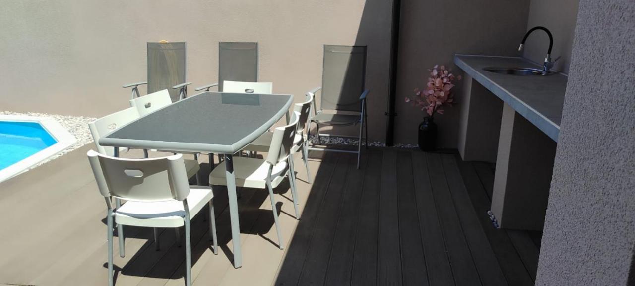 Appartamento Deluxe Gladiators House - Parking Included Pola Esterno foto